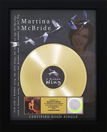 Martina McBride - A Broken Wing